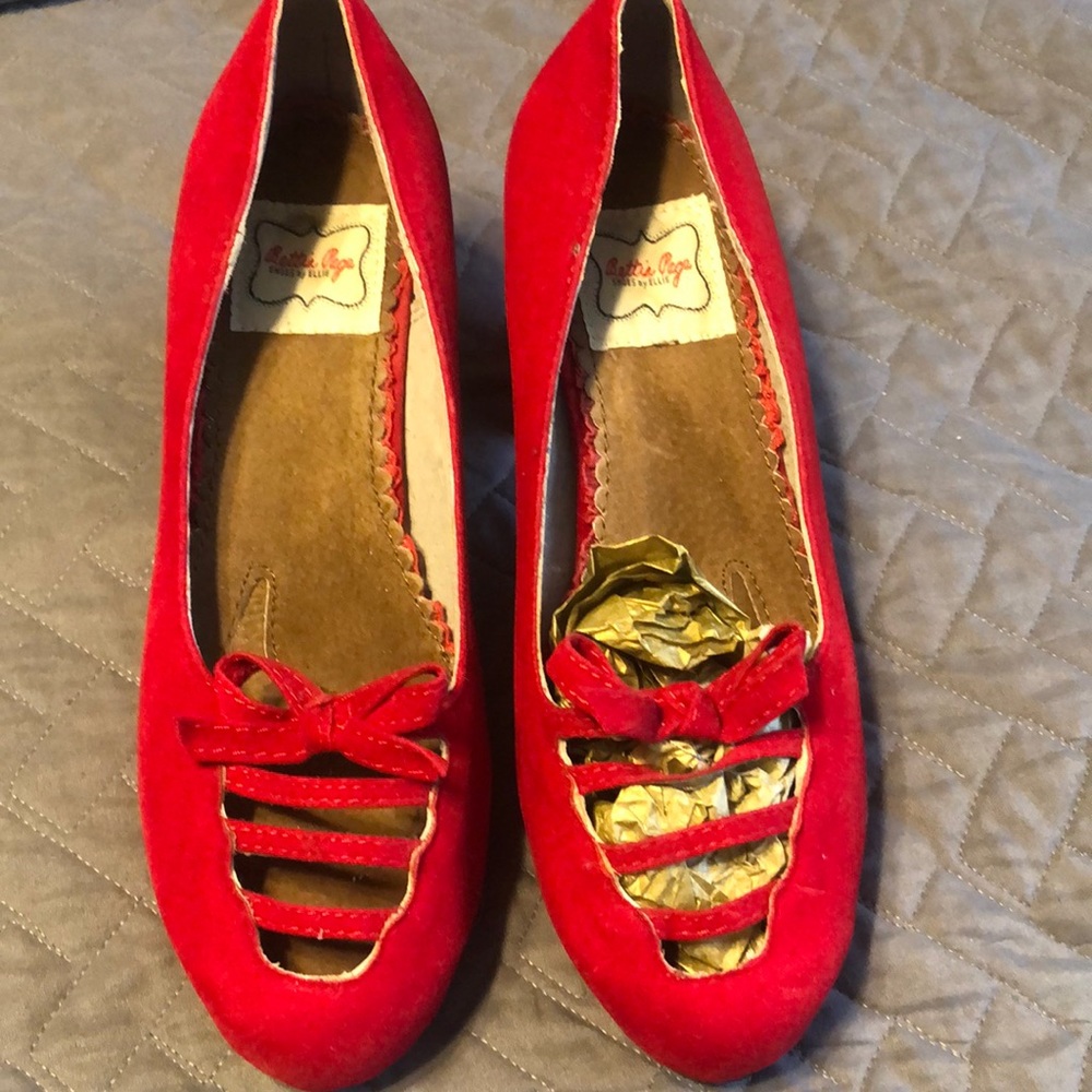 Betty Page Shoes by Ellie Size 8